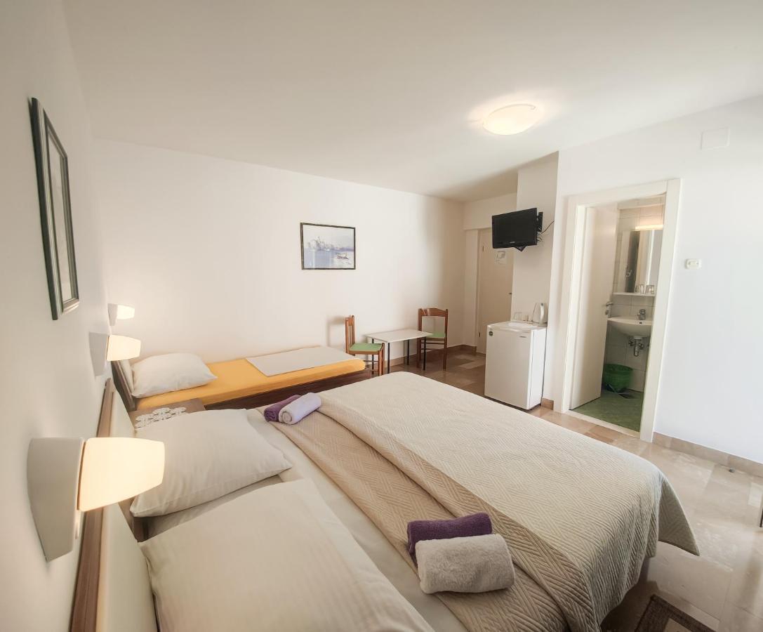 B&B Villa Ivona 2 Baška Voda Buitenkant foto