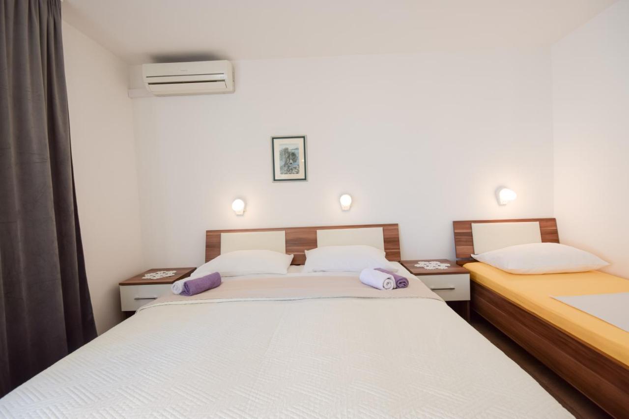B&B Villa Ivona 2 Baška Voda Buitenkant foto