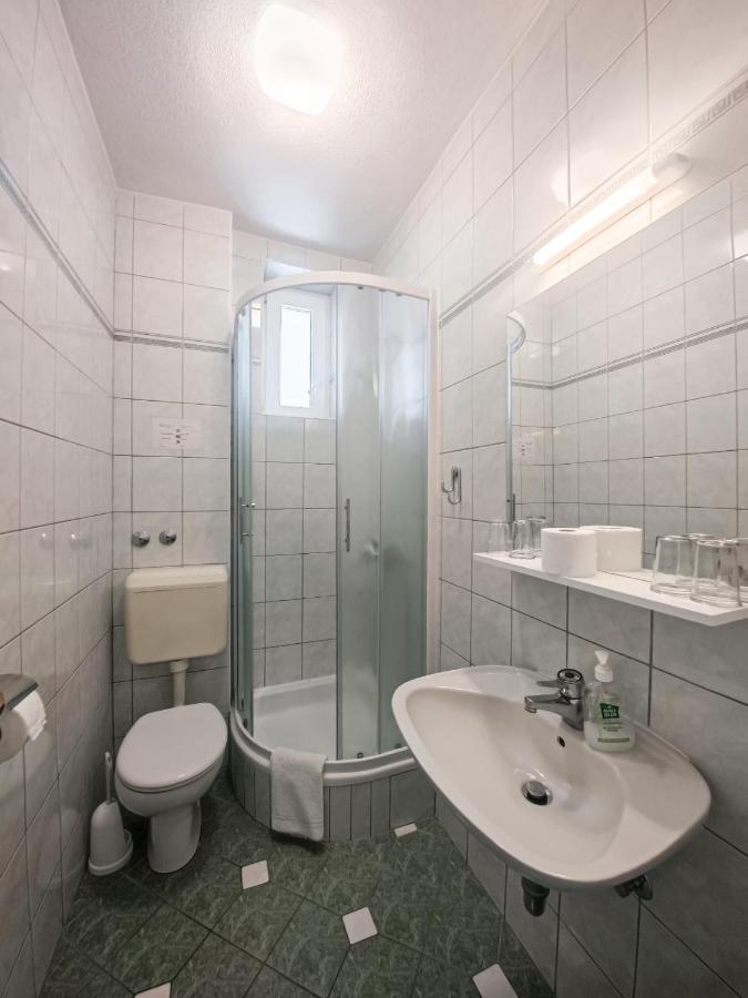 B&B Villa Ivona 2 Baška Voda Buitenkant foto
