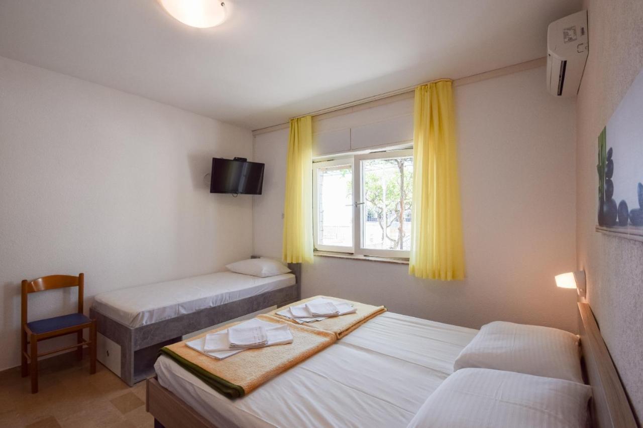 B&B Villa Ivona 2 Baška Voda Buitenkant foto